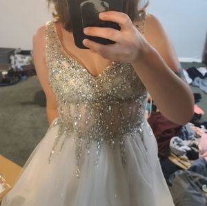 Wedding/prom dress